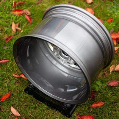 Zento MS4 Monoblock forged aluminium drift and motorsport wheel, shown with concave and dual colour on alloy wheel stand outside Back of rim